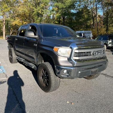 2015 Toyota Tundra SR5