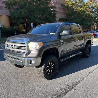 2015 Toyota Tundra SR5
