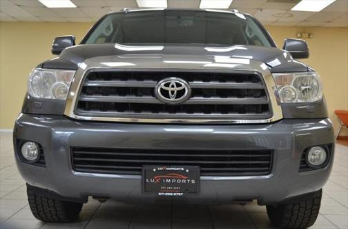 2014 Toyota Sequoia SR5