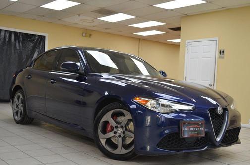 2018 Alfa Romeo Giulia Base