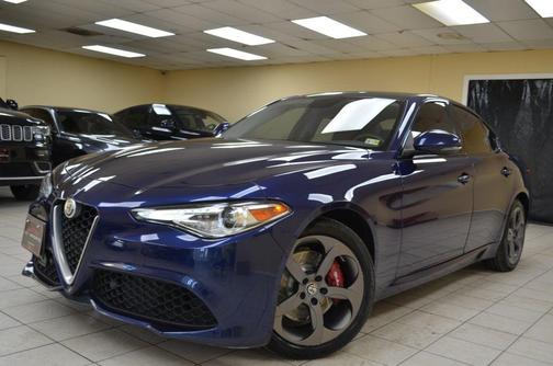 2018 Alfa Romeo Giulia Base