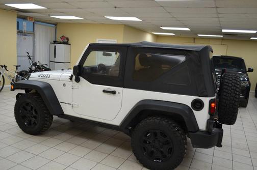 2017 Jeep Wrangler Sport