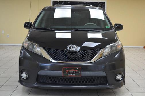 2011 Toyota Sienna SE