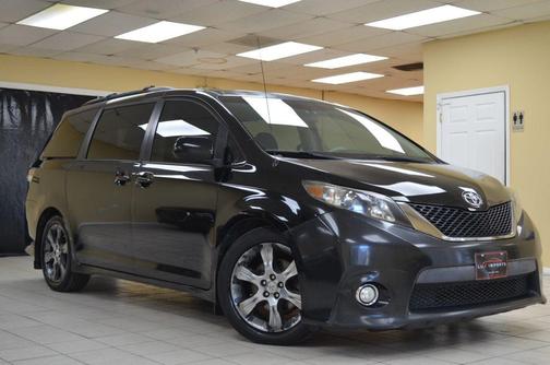 2011 Toyota Sienna SE