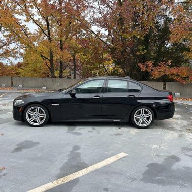 2015 BMW 550 550i Sedan 4D