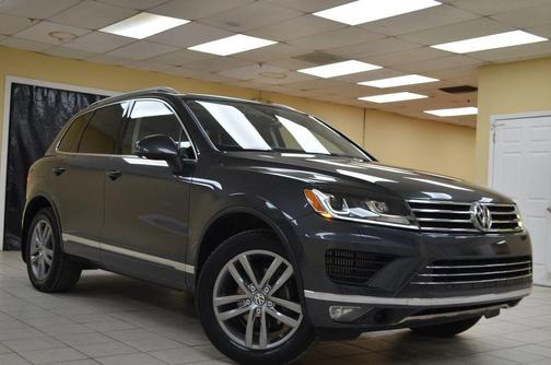 2016 Volkswagen Touareg TDI Lux