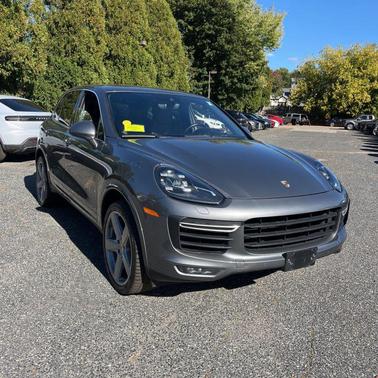 2017 Porsche Cayenne Turbo