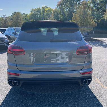 2017 Porsche Cayenne Turbo