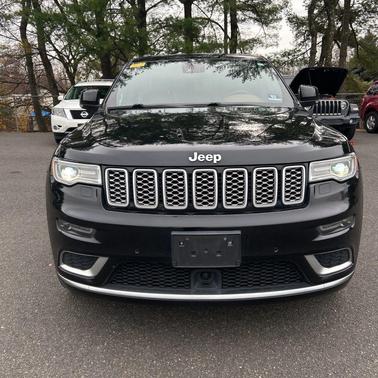2019 Jeep Grand Cherokee Summit