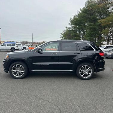 2019 Jeep Grand Cherokee Summit