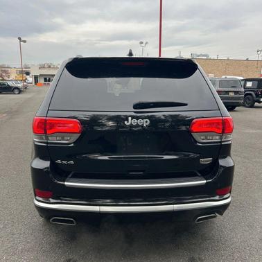 2019 Jeep Grand Cherokee Summit