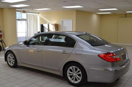 2013 Hyundai Genesis 3.8