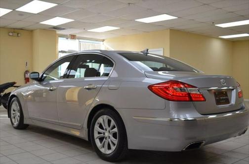2013 Hyundai Genesis 3.8