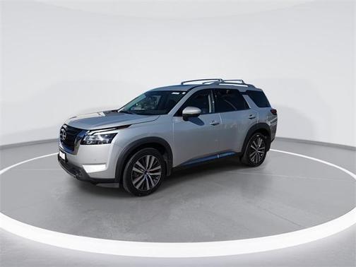 2022 Nissan Pathfinder Platinum 4WD