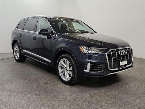 2024 Audi Q7 55 Premium Plus
