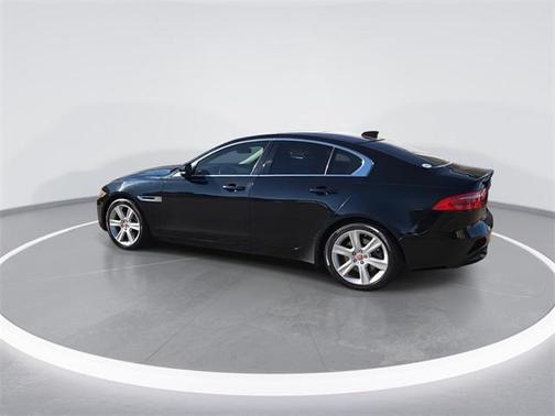 2018 Jaguar XE 25t Prestige