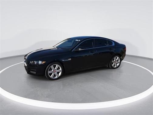 2018 Jaguar XE 25t Prestige