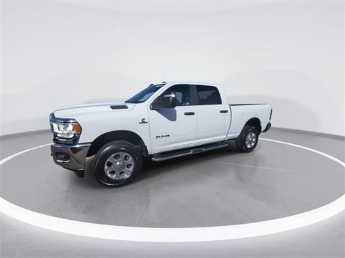 2023 RAM 2500 Big Horn Crew Cab 4x4 6'4' Box
