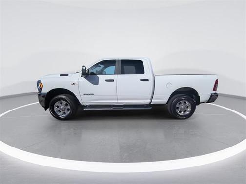 2023 RAM 2500 Big Horn Crew Cab 4x4 6'4' Box