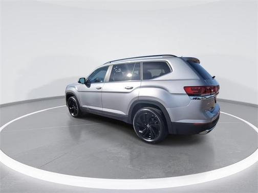 2022 Volkswagen Atlas 3.6L SE w/Technology
