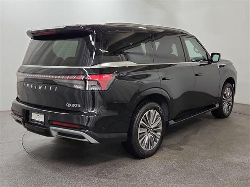 2025 INFINITI QX80 SENSORY AWD