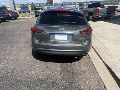 2015 INFINITI QX70 Base