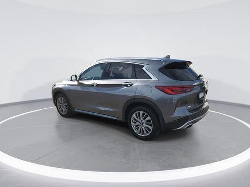 2023 INFINITI QX50 LUXE AWD