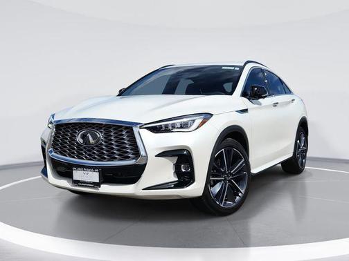 Majestic White 2023 INFINITI QX55 SENSORY