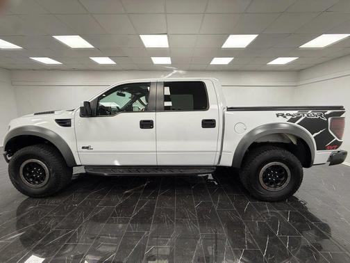 2013 Ford F-150 SVT Raptor Pickup 4D 5 1/2 ft