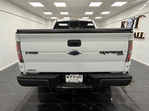 2013 Ford F-150 SVT Raptor Pickup 4D 5 1/2 ft