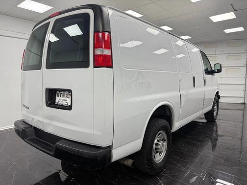 2019 Chevrolet Express 2500 Work Van