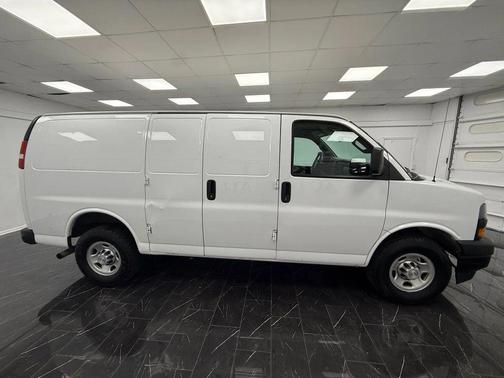 2019 Chevrolet Express 2500 Work Van