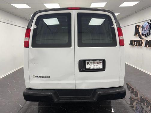 2019 Chevrolet Express 2500 Work Van