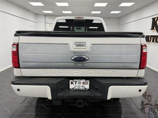 White 2016 Ford F-350 Platinum