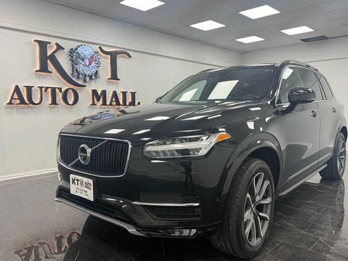2019 Volvo XC90 T6 Momentum