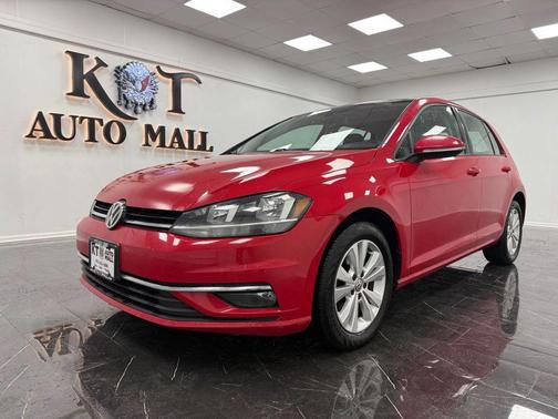 2018 Volkswagen Golf TSI SE