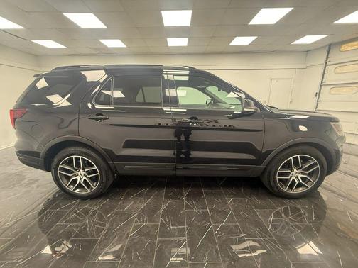 Agate Black Metallic 2019 Ford Explorer Sport