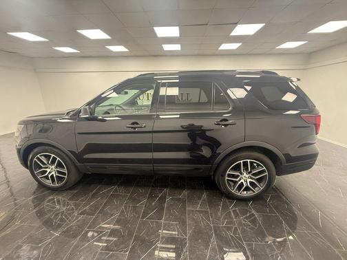Agate Black Metallic 2019 Ford Explorer Sport