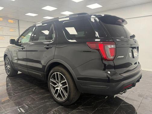 Agate Black Metallic 2019 Ford Explorer Sport