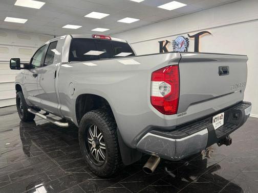 2014 Toyota Tundra SR5