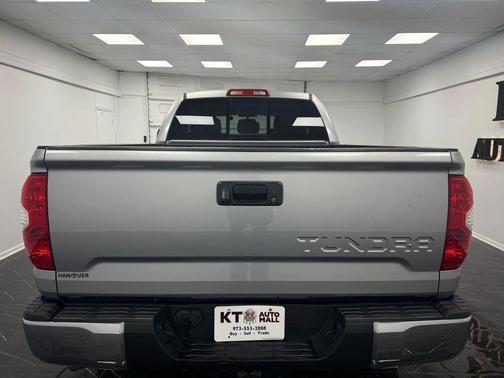 2014 Toyota Tundra SR5