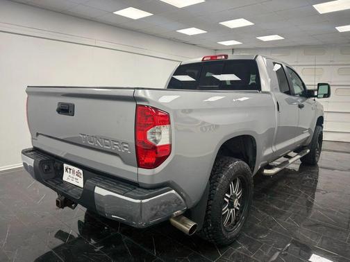 2014 Toyota Tundra SR5