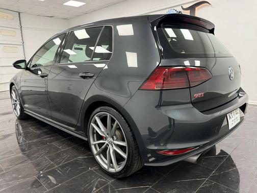 Gray 2017 Volkswagen Golf GTI 2.0T S 4-Door