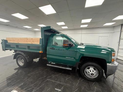 2016 Chevrolet Silverado 3500 WT