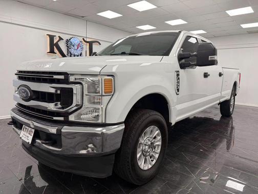 Oxford White 2022 Ford F-250 XL