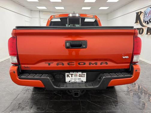 2016 Toyota Tacoma TRD Sport