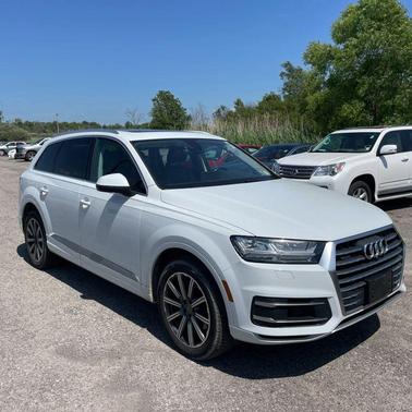 White 2019 Audi Q7 55 Premium Plus