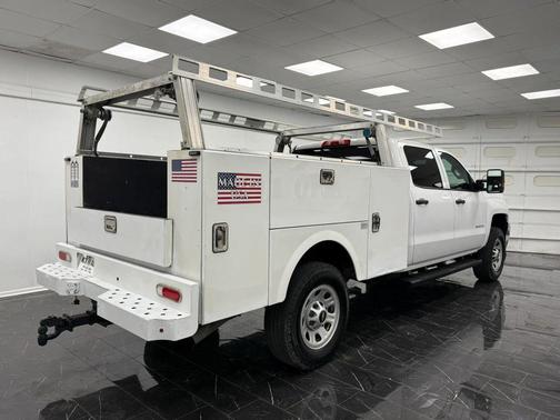 Summit White 2019 Chevrolet Silverado 3500 WT