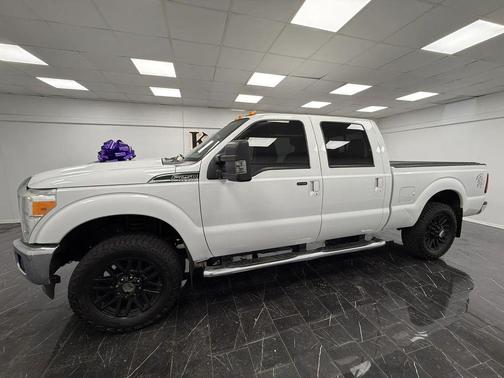 White 2011 Ford F-250 Lariat