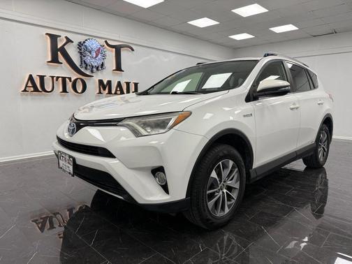 2016 Toyota RAV4 Hybrid XLE